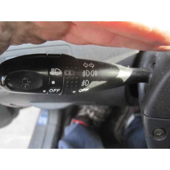 toyota corolla (e12) del año 2003