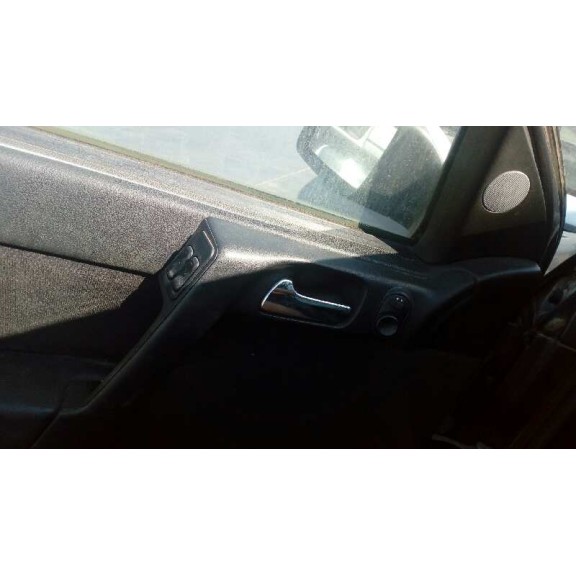 opel astra g berlina del año 2001