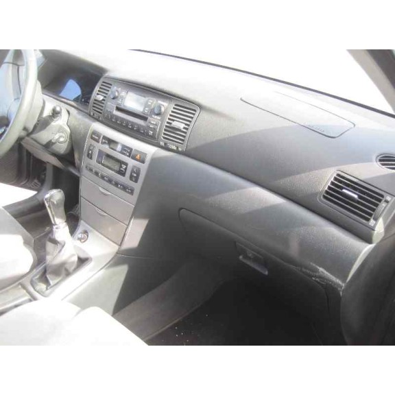 toyota corolla (e12) del año 2003