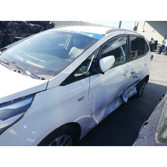 kia carens ( ) del año 2016