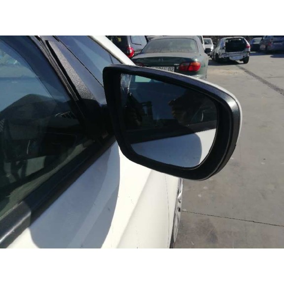 kia carens ( ) del año 2016