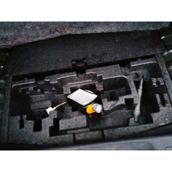 mitsubishi colt berlina 5 (z30a) del año 2005