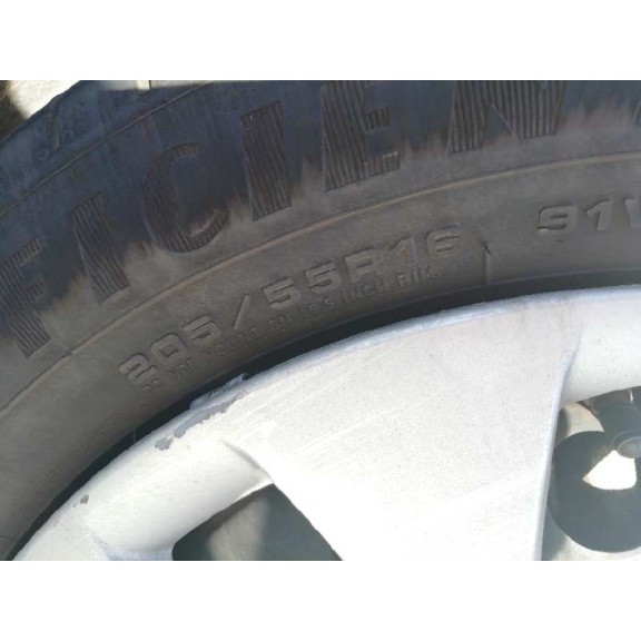 kia carens ( ) del año 2016