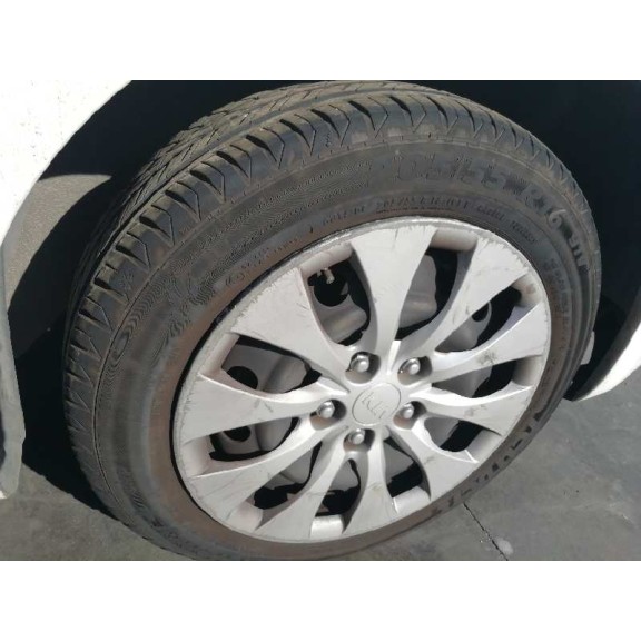 kia carens ( ) del año 2016