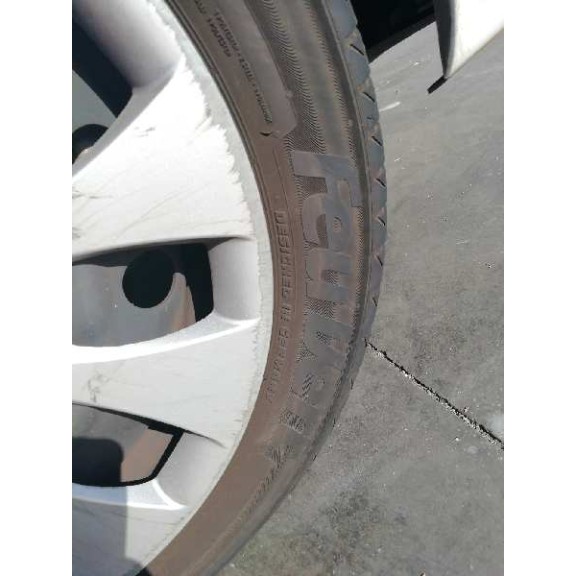 kia carens ( ) del año 2016