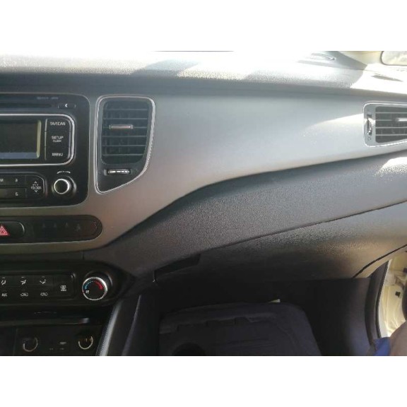 kia carens ( ) del año 2016