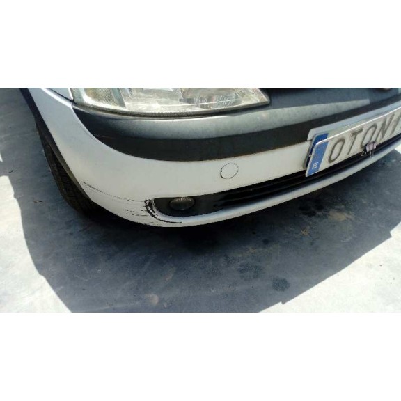 opel corsa c del año 2000