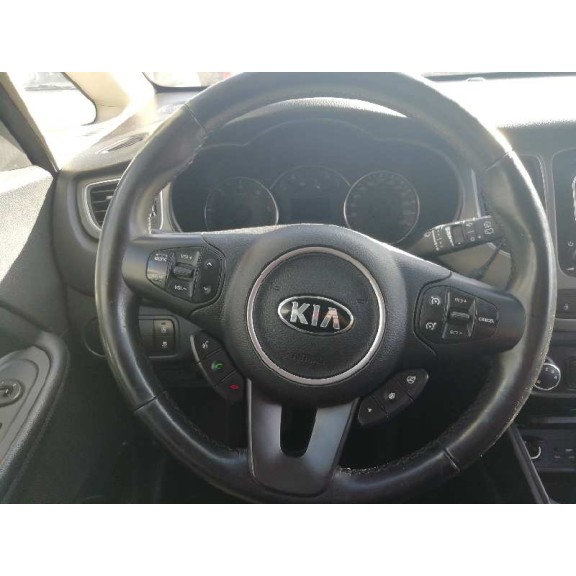 kia carens ( ) del año 2016