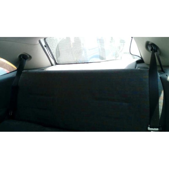 opel corsa c del año 2000