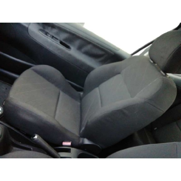 peugeot 207 del año 2007