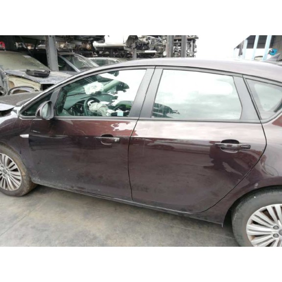 opel astra j lim. del año 2014