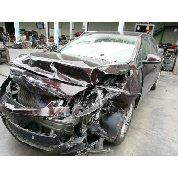 opel astra j lim. del año 2014