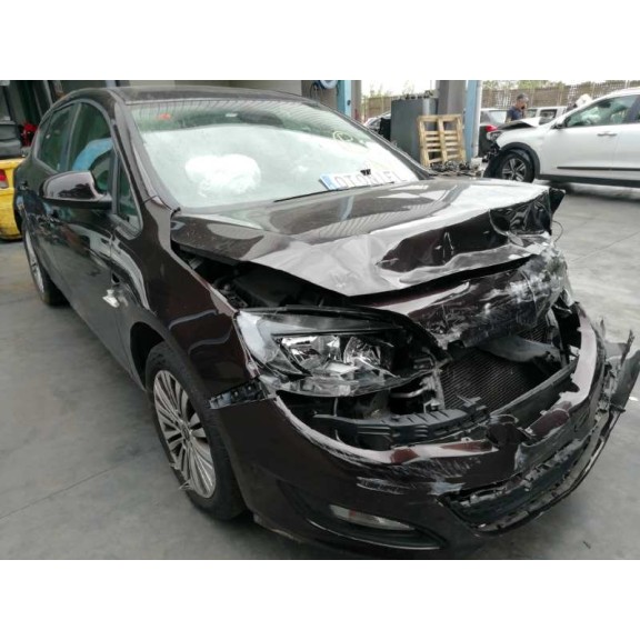 opel astra j lim. del año 2014