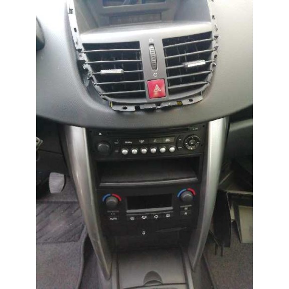 peugeot 207 del año 2007