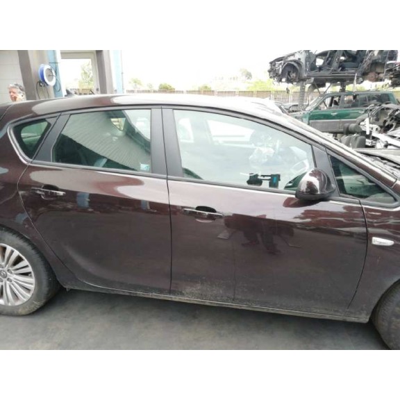 opel astra j lim. del año 2014