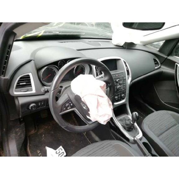 opel astra j lim. del año 2014