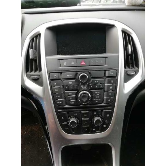 opel astra j lim. del año 2014