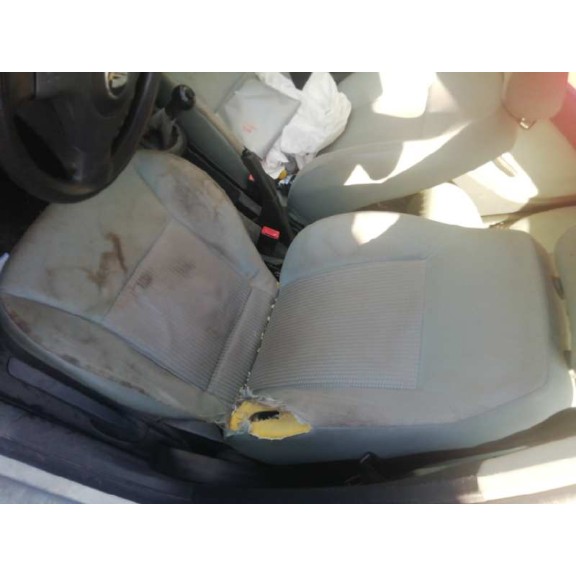 seat cordoba berlina (6l2) del año 2003