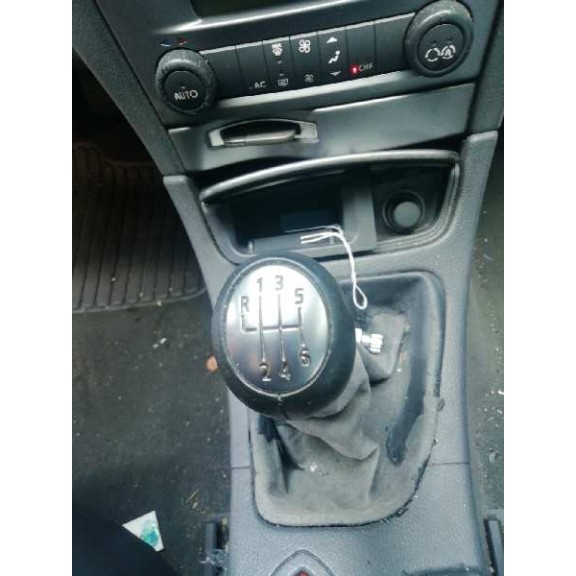 renault laguna ii (bg0) del año 2004