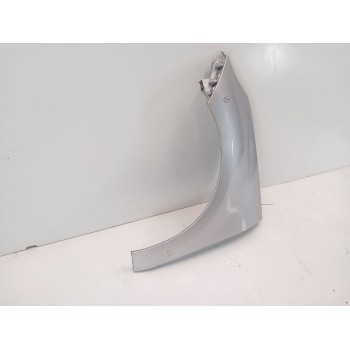 Recambio de aleta delantera izquierda para renault scénic iii (jz0/1_) 1.5 dci referencia OEM IAM 631017581R  