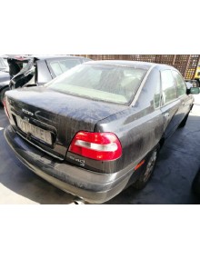 volvo s40 berlina del año 2002 2