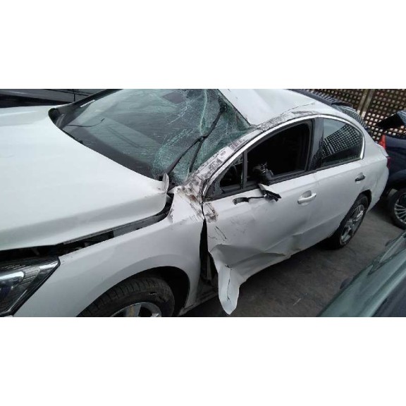 peugeot 508 del año 2012