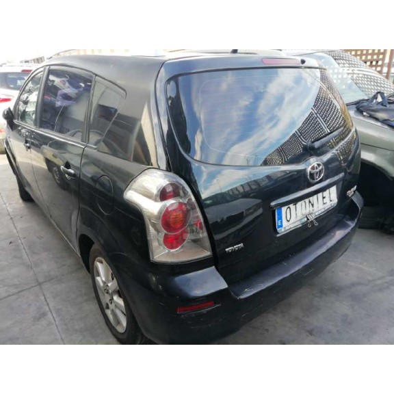 toyota corolla verso (r1) del año 2004