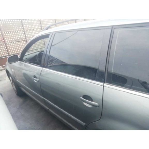 volkswagen passat variant (3b6) del año 2003