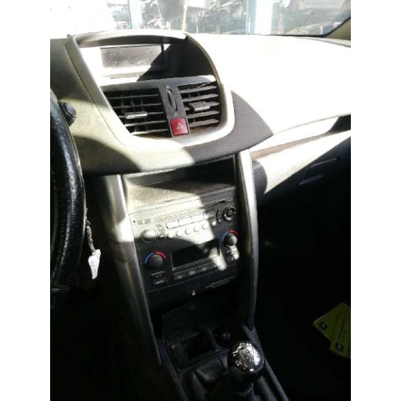 peugeot 207 del año 2008