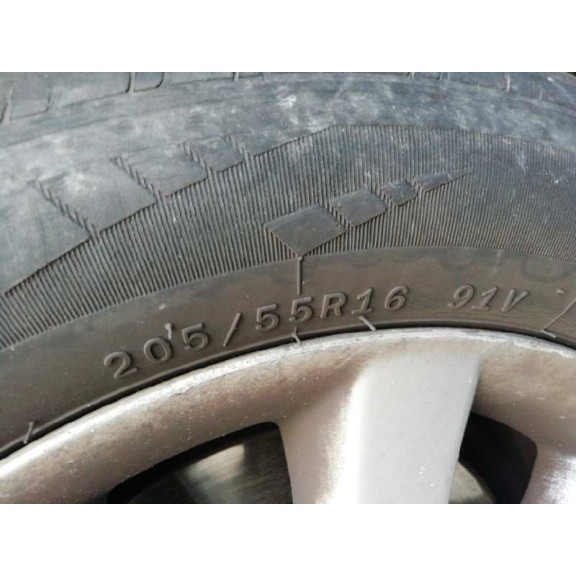 toyota corolla verso (r1) del año 2004