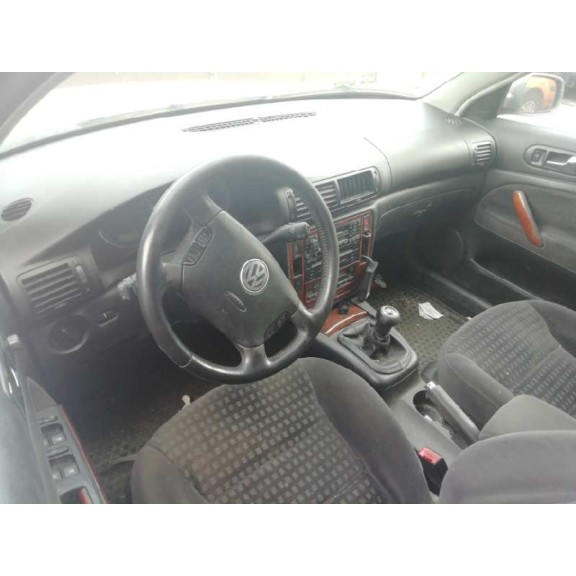 volkswagen passat variant (3b6) del año 2003