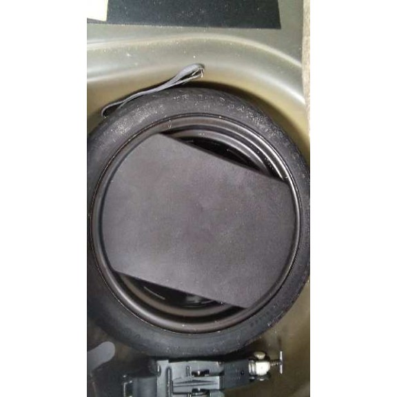 volkswagen polo berlina (6n2) del año 2000