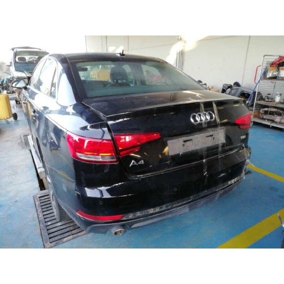 audi a4 berlina (8w2) del año 2017