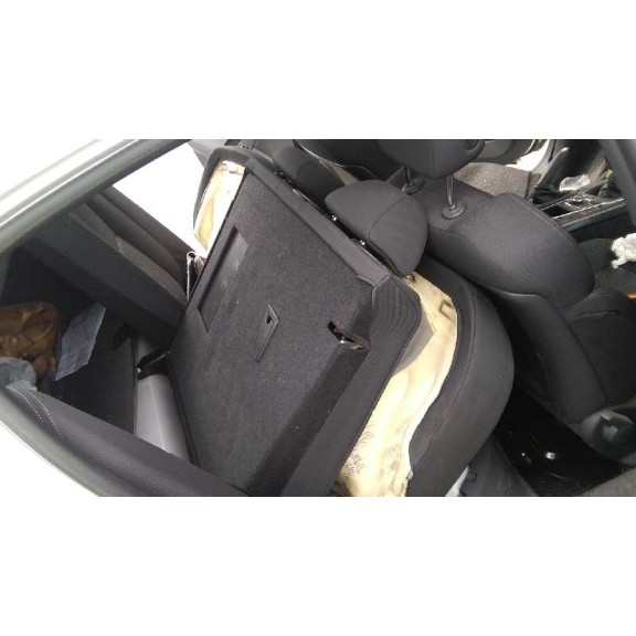 peugeot 508 del año 2012