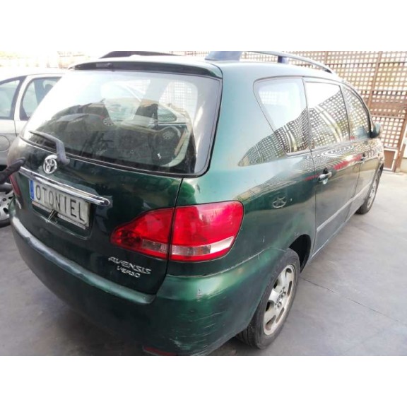 toyota avensis verso (m20) del año 2002