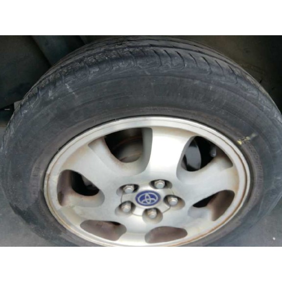 toyota avensis verso (m20) del año 2002