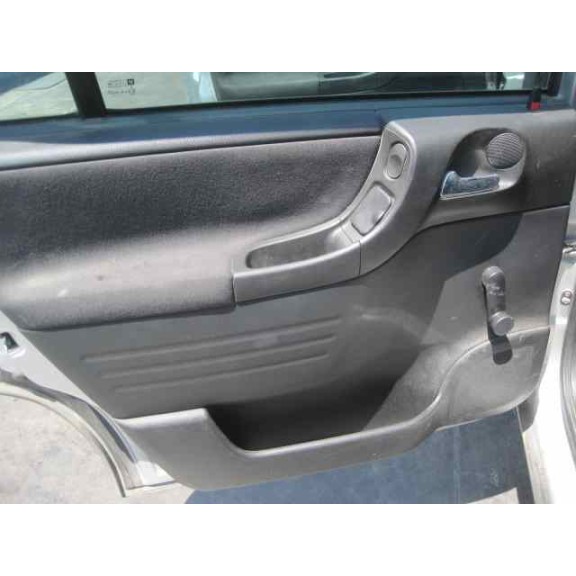 opel zafira a del año 2005