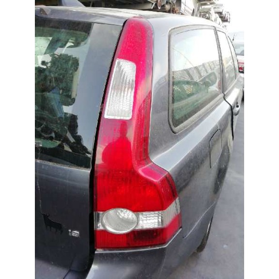 volvo v50 familiar del año 2006