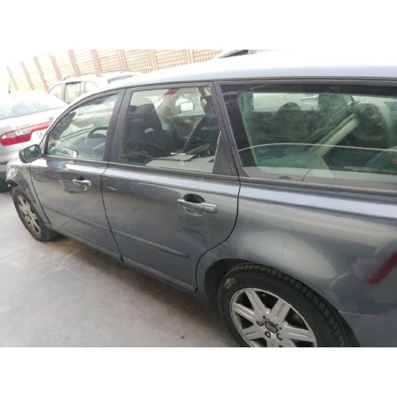 volvo v50 familiar del año 2006