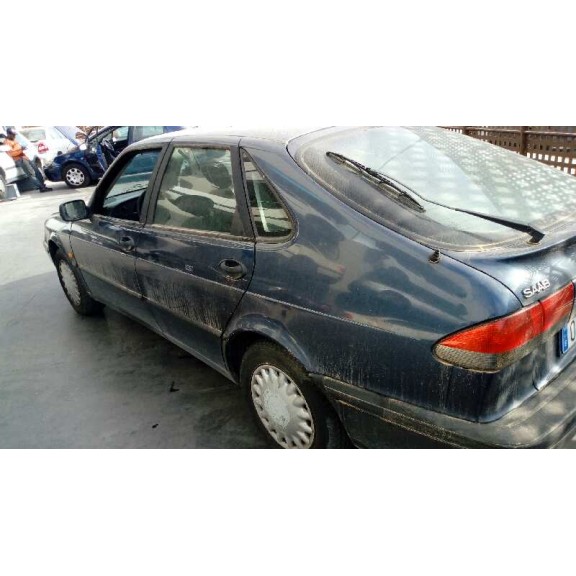 saab 900 berlina del año 1994