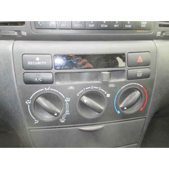 toyota corolla (e12) del año 2003