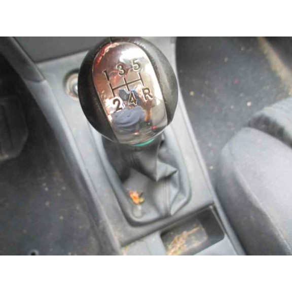 toyota corolla (e12) del año 2003