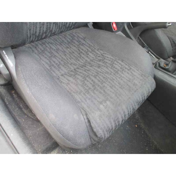 toyota corolla (e12) del año 2003