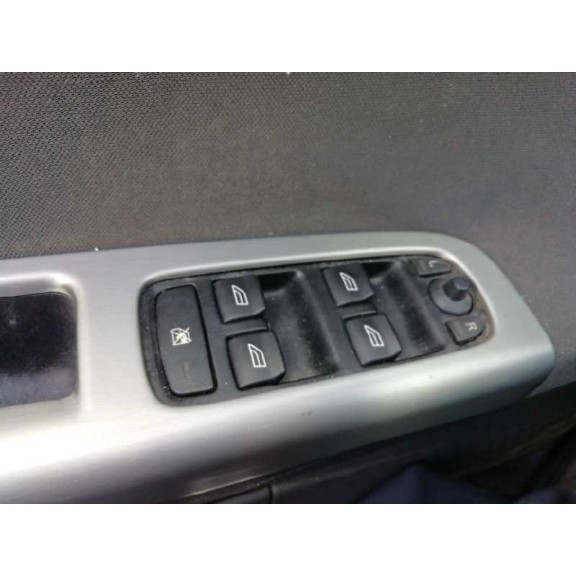 volvo v50 familiar del año 2006