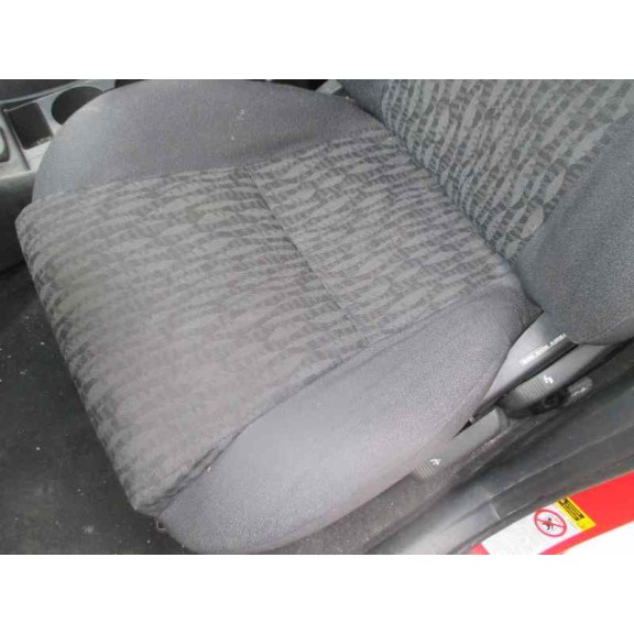 toyota corolla (e12) del año 2003