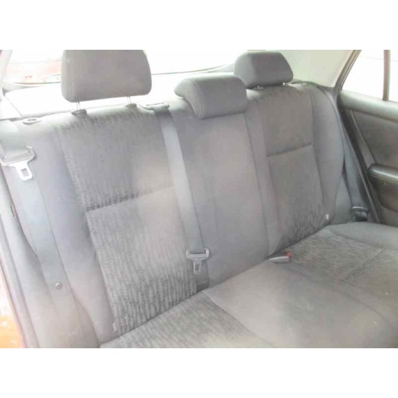 toyota corolla (e12) del año 2003