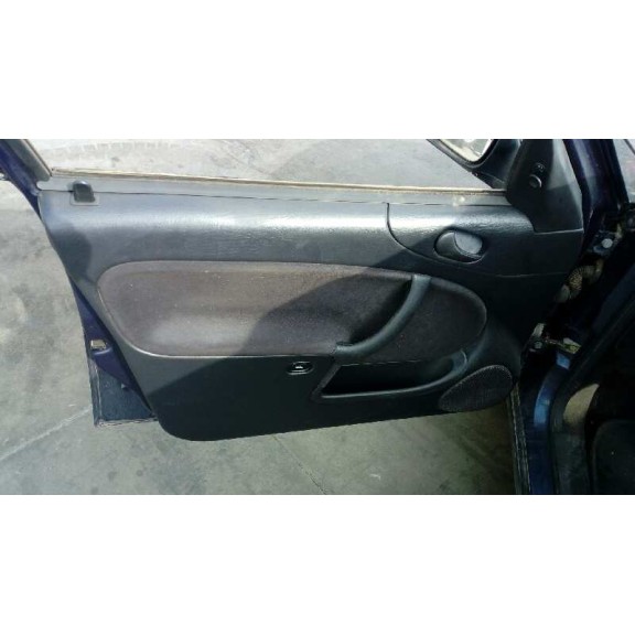 saab 900 berlina del año 1994