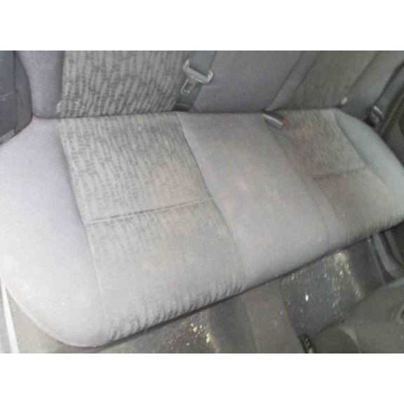 toyota corolla (e12) del año 2003