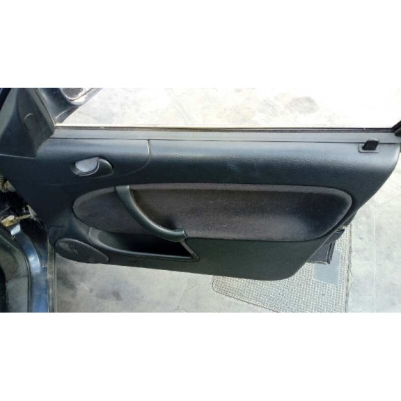 saab 900 berlina del año 1994