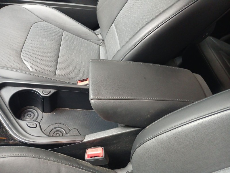 Recambio de apoyabrazos central para kia niro ii (sg2) 1.6 gdi hybrid referencia OEM IAM 84660AT000CCV  84611AT000CCV